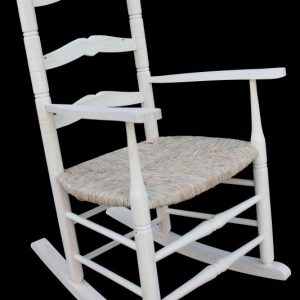 Mecedora estilo colonial